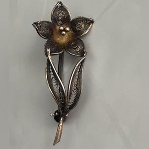 Vintage Floral Brooch Pin Filigree Flower
